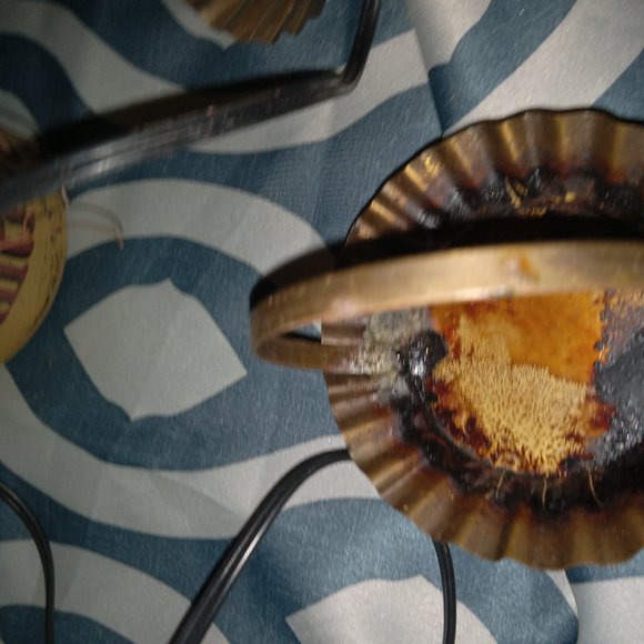 Primitive lights - Picture 3 of 5